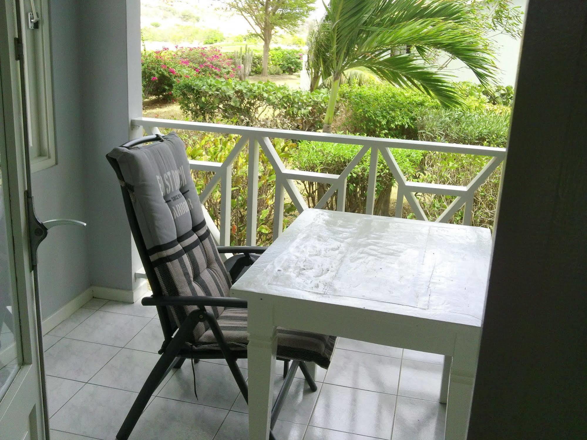 Blue Bay Lodges Curacao Экстерьер фото