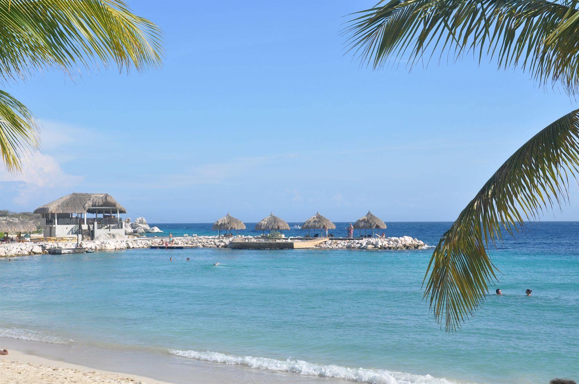 Blue Bay Lodges Curacao Экстерьер фото